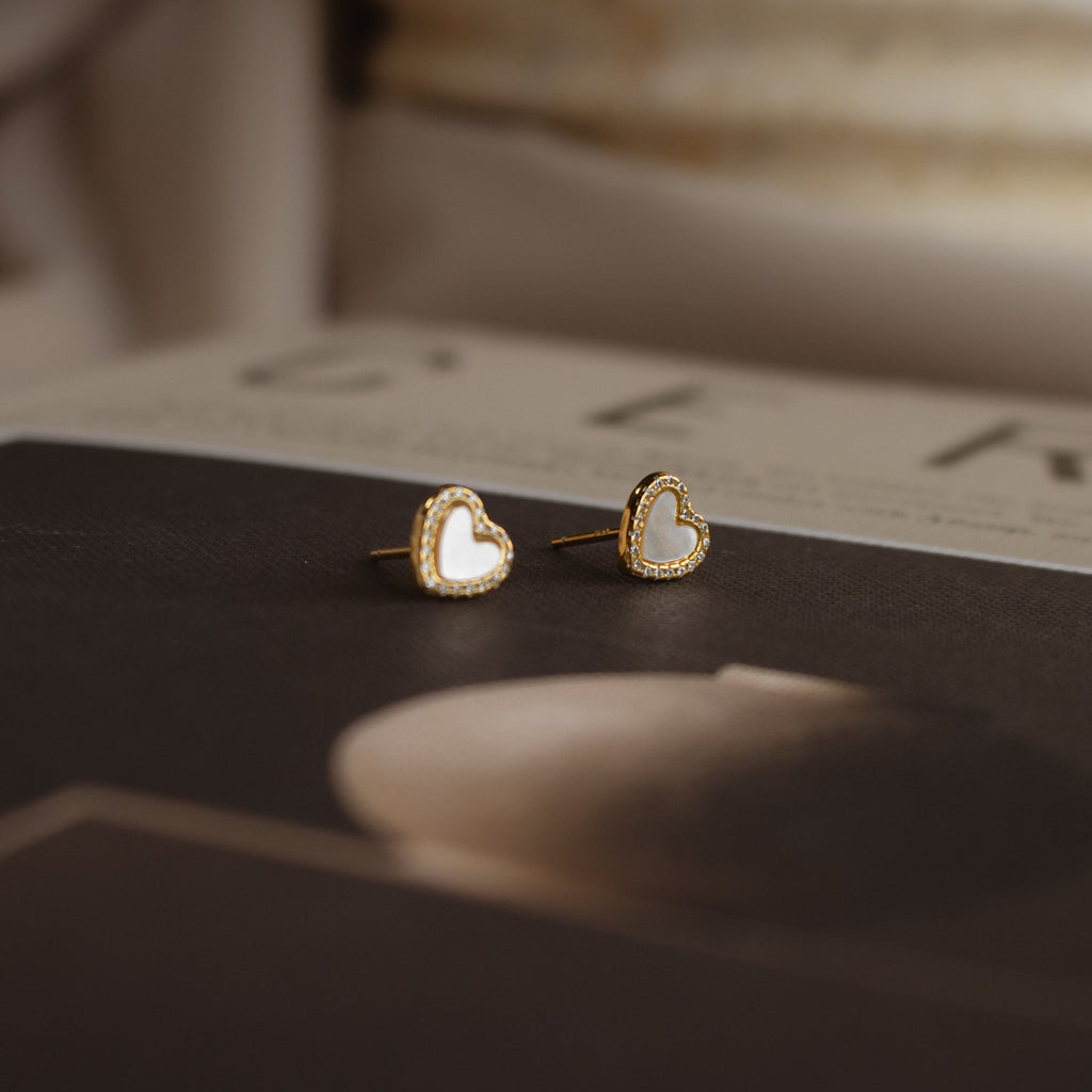 Valentina Pearl Studs