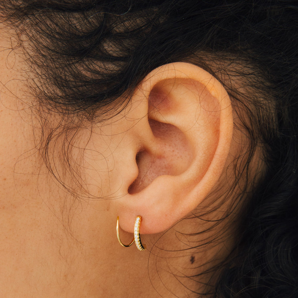 Huggies de alambre River Pave