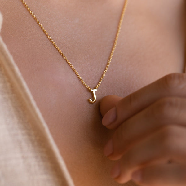 Statement Initial Rectangle Pendant Necklace | Caitlyn Minimalist 18K Gold / G