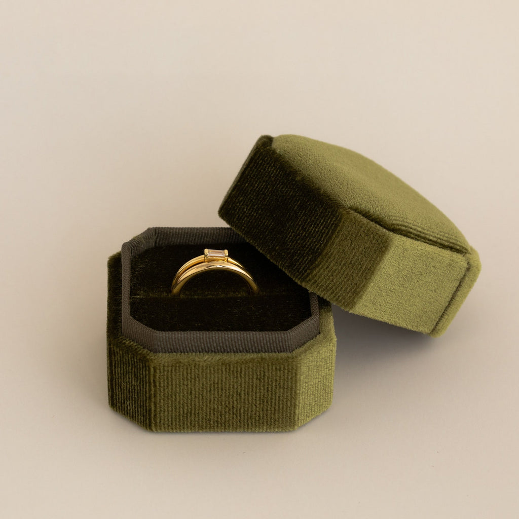 1 Slot Velvet Ring Box in olive green with black interior, displaying a gold ring on plush cushioning