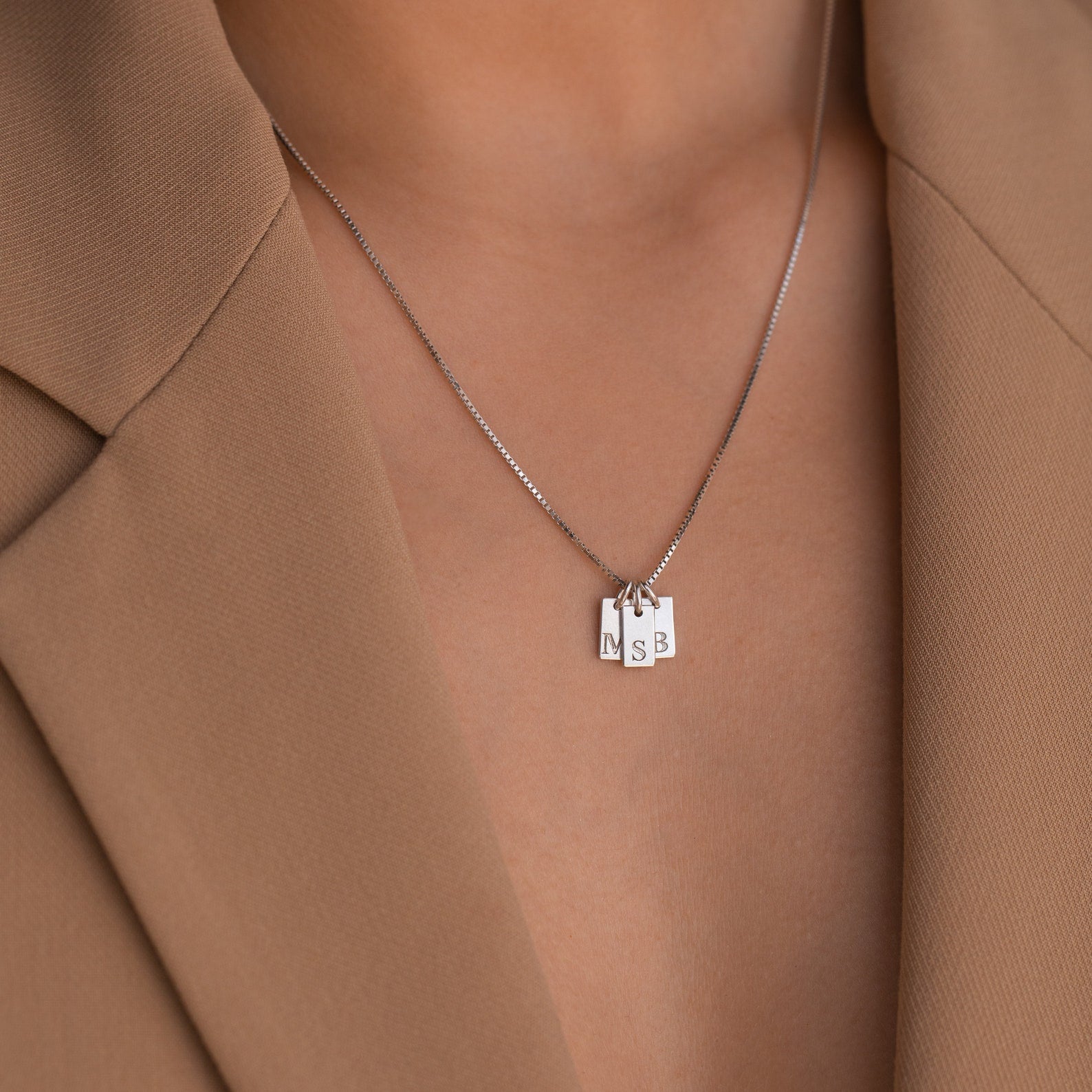 Custom Initial Necklace Block Initial Charm Necklace Bold Curb Chain  Necklace Personalized Jewelry Gift for Her IZZY NECKLACE 