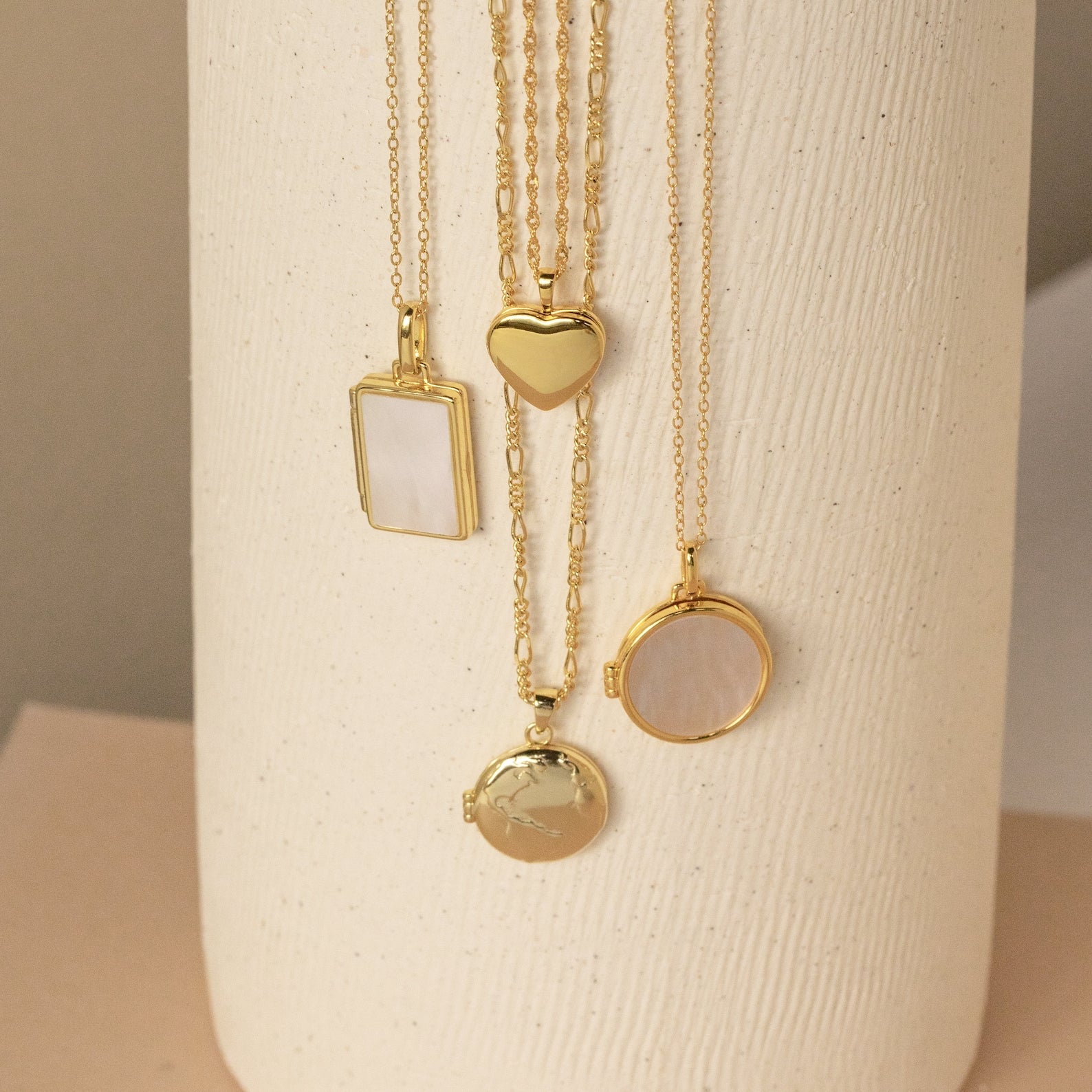 Golden Rectangle Names On A Chain - The Vintage Pearl