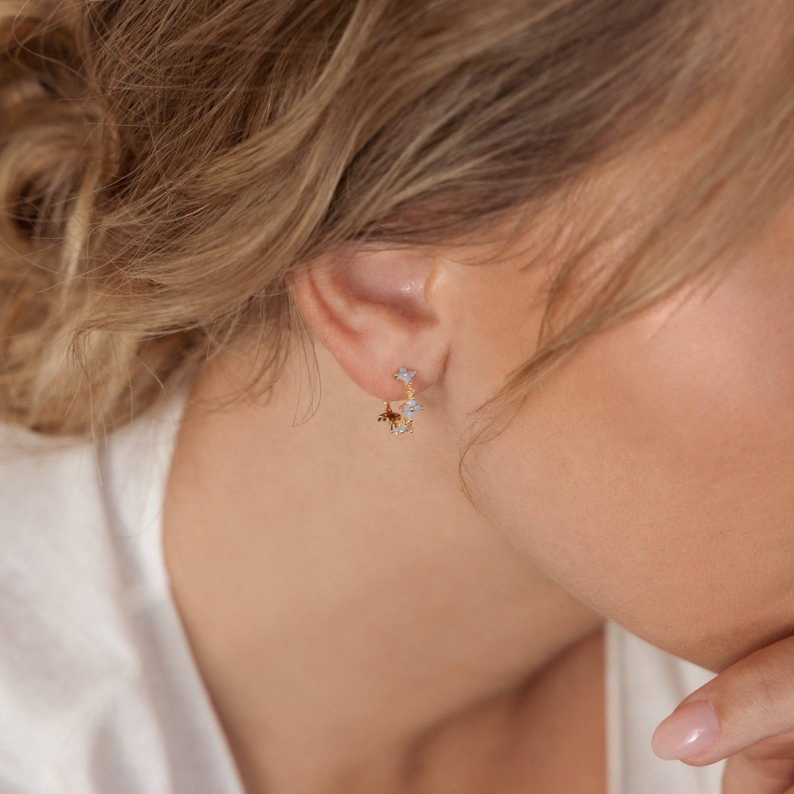 Caitlyn Minimalist Dangling Birth Flower Earrings