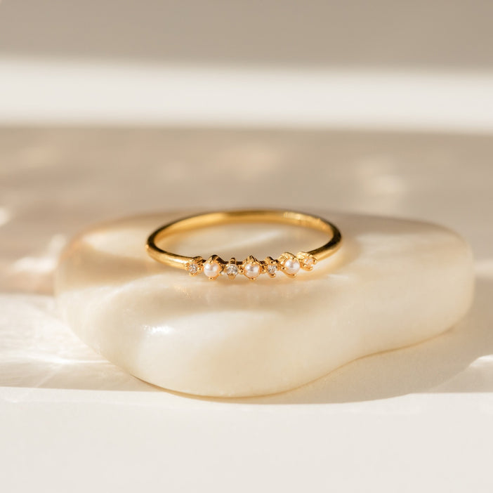 Delicate Pearl Diamond Ring